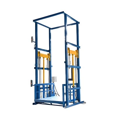 Elevador de carga com trilho de guia duplo